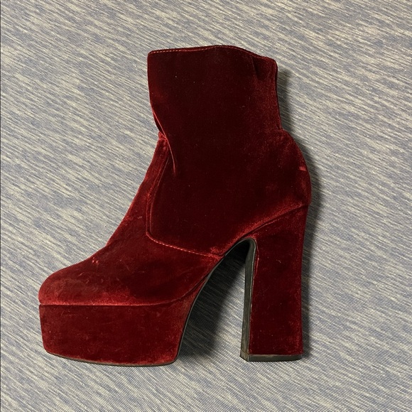 Deep red / Purple Velvet Platform Boots - Picture 8 of 14